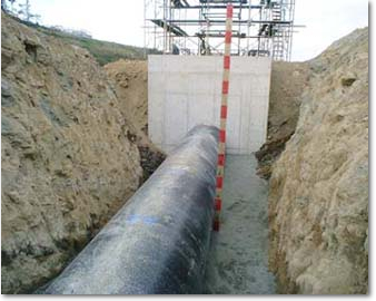 埋設されている水道管の画像