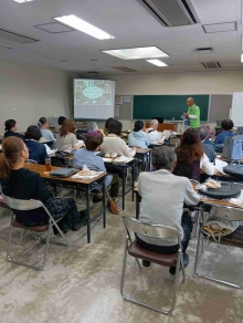 5月の講座の様子 戸畑生涯学習センター