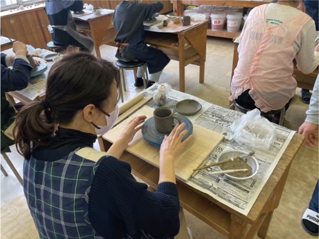 陶芸体験の様子の写真