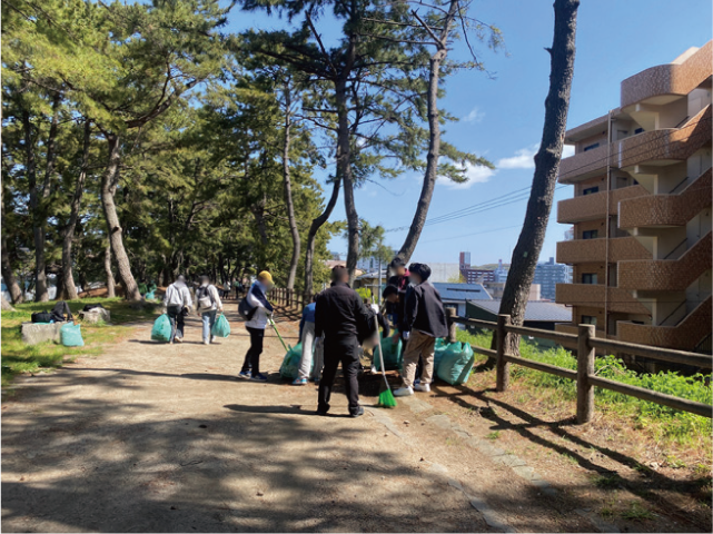 松並木清掃ボランティアの写真