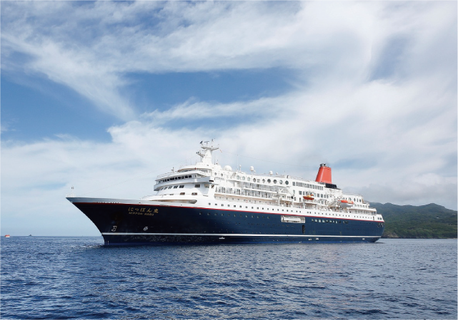 「にっぽん丸」関門市民クルーズの写真