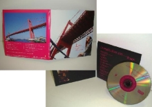 「地域PR賞 赤い橋の下で」の写真