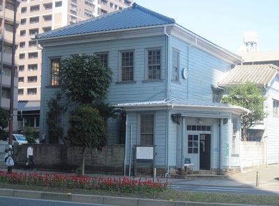 旧小倉警察署庁舎（旧岡田医院）