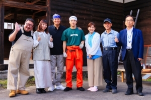 出演者の皆さんの集合写真
