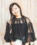 有角　沙織