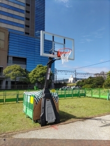 汐井町公園バスケットゴールの写真