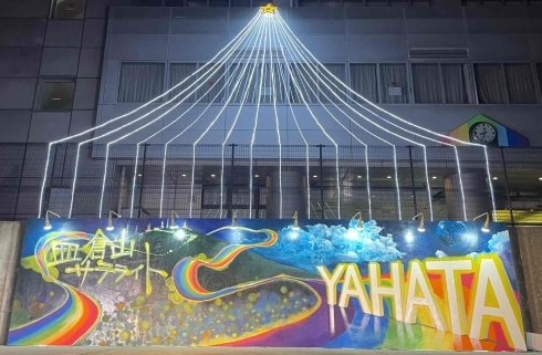 今回のイルミネーションと絵画の写真