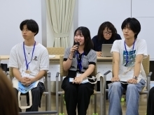 【選挙カフェ 】大学生が話している様子